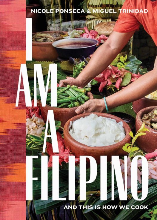 Book cover of I Am a Filipino by Nicole Ponseca and Miguel Trinidad.